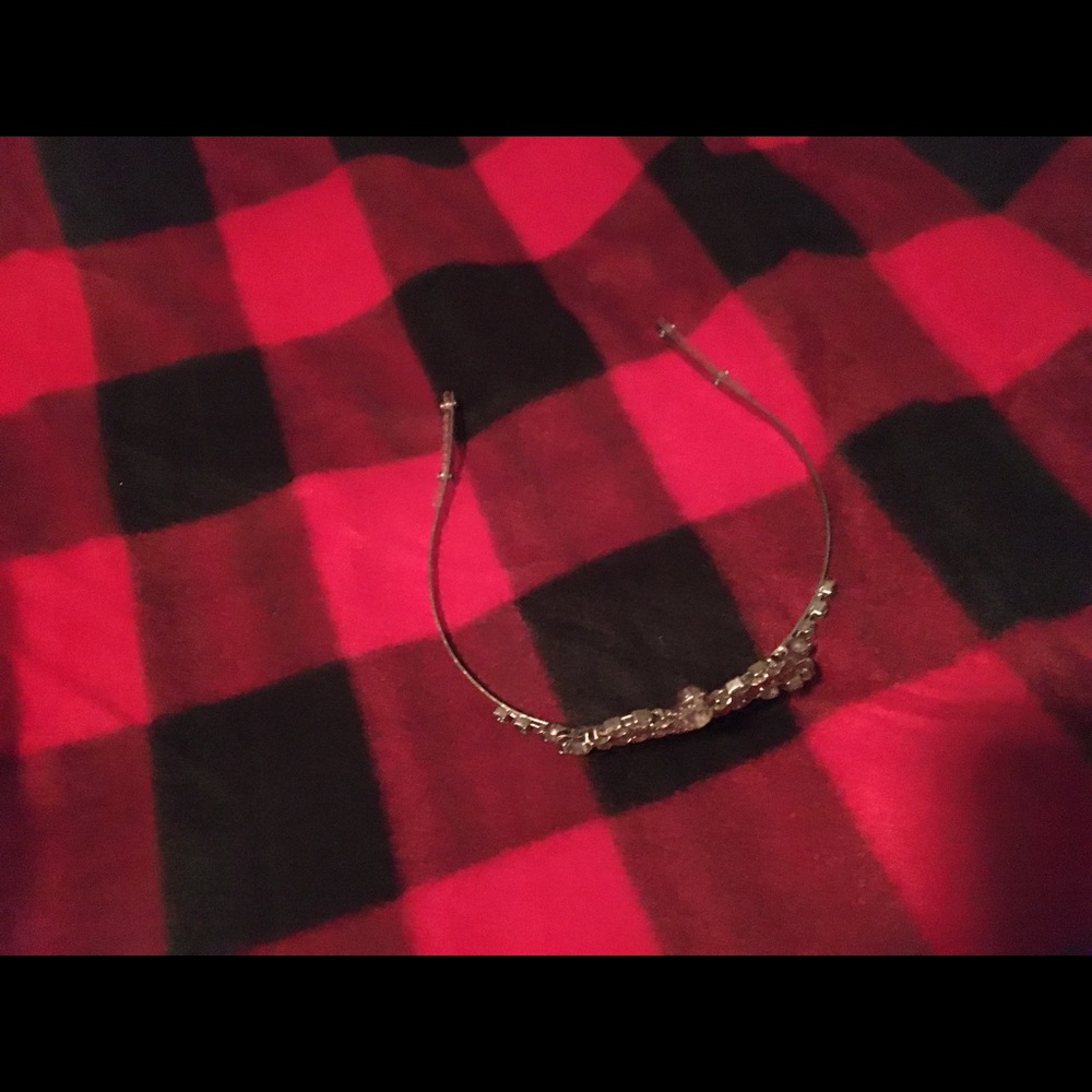 Crown!!đ - Picture 4 of 6